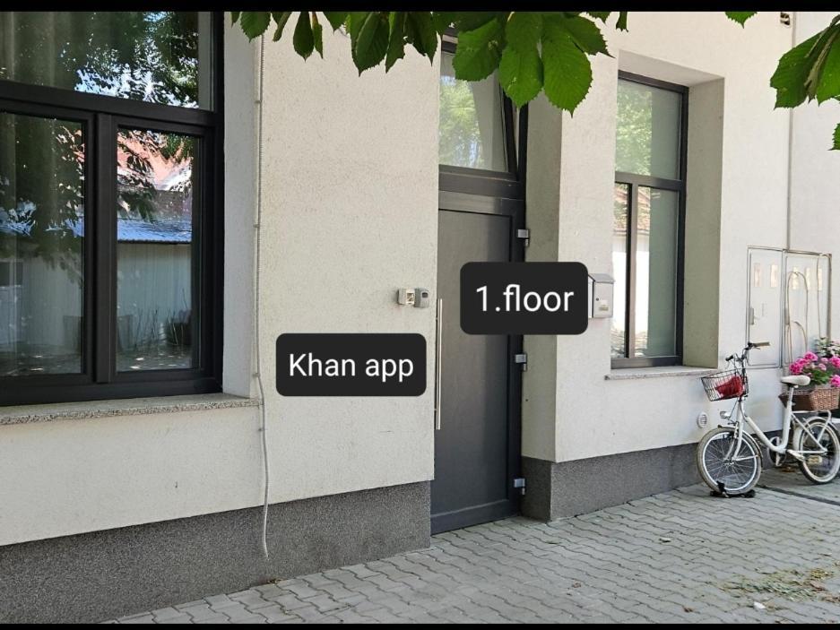 Khan Apartments リュブリャナ エクステリア 写真